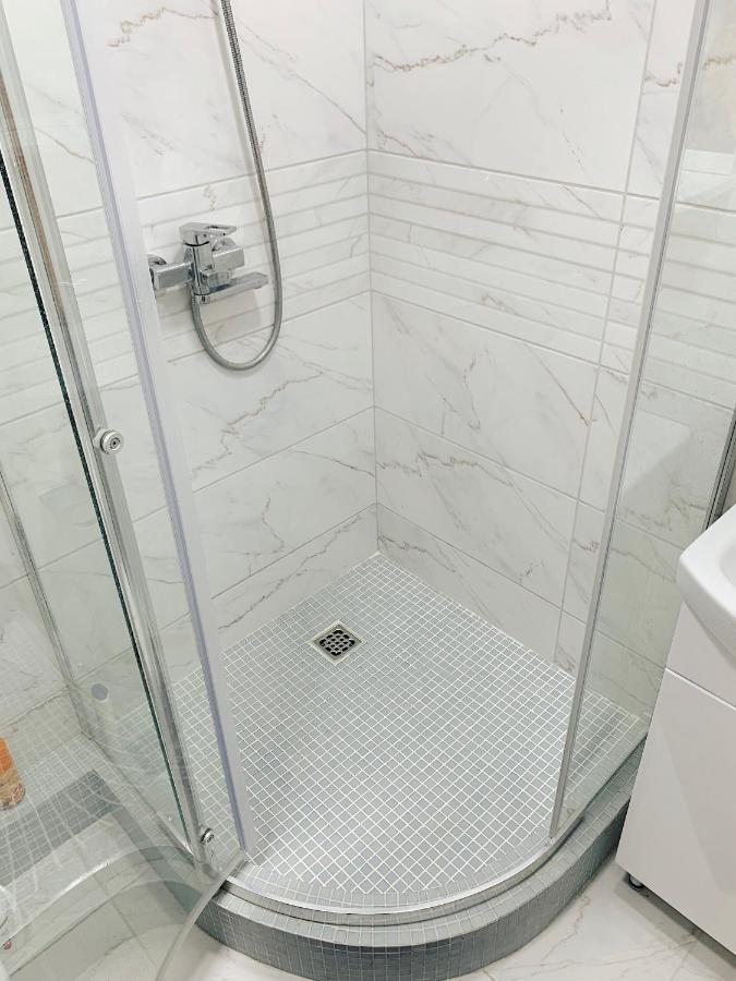 Apartment - Sobornyi Prospekt 97 Zaporizhia Bagian luar foto