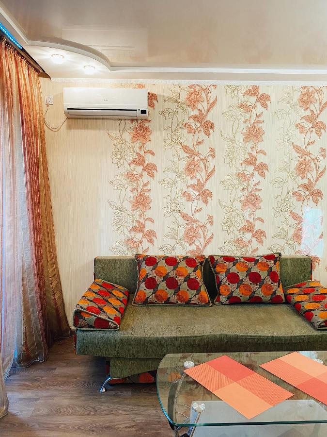 Apartment - Sobornyi Prospekt 97 Zaporizhia Bagian luar foto