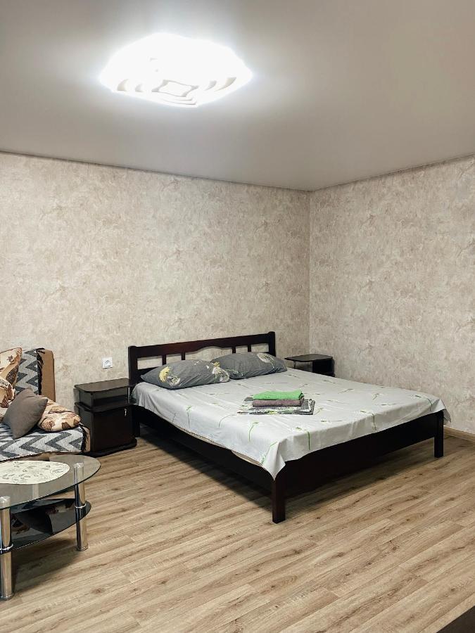 Apartment - Sobornyi Prospekt 97 Zaporizhia Bagian luar foto