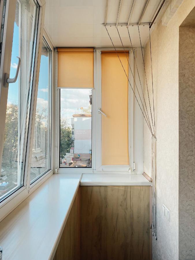 Apartment - Sobornyi Prospekt 97 Zaporizhia Bagian luar foto